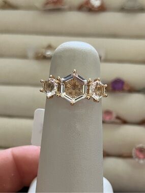 NWT OG Charmed Aroma Bee my Honey Ring